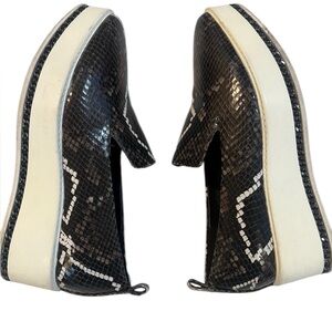Karl‎ Lagerfeld Paris Snake Print Leather Slip-On Sneakers Women’s Size 6